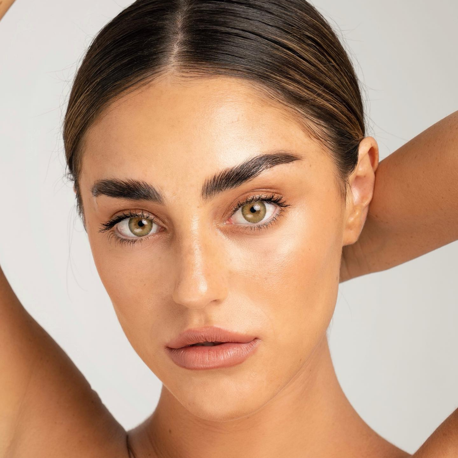 Dimple Don Color Contact Lenses: Do's & Don'ts | Blog - Dimple Color